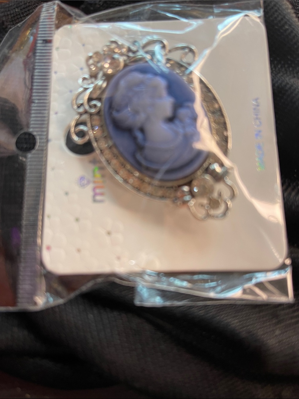 Elegant Blue cameo Brooch
